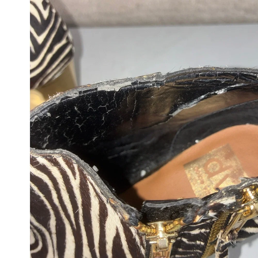 DV Dolce Vita Zebra Calf Hair Ankle Boots - 8 - Gold Block Heel  #Statement